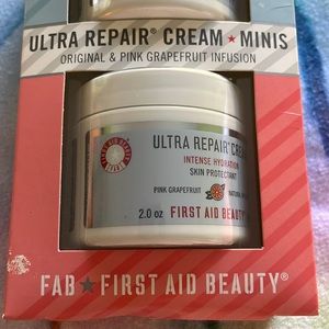 New First Aid Beauty Mini Ultra Repair Cream Set 💘